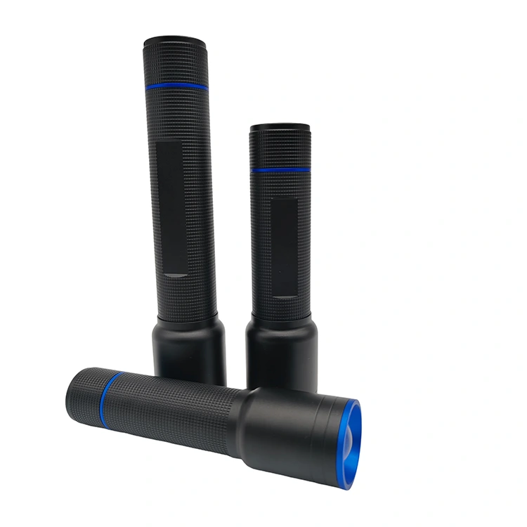 Krachtige zaklamp aangedreven